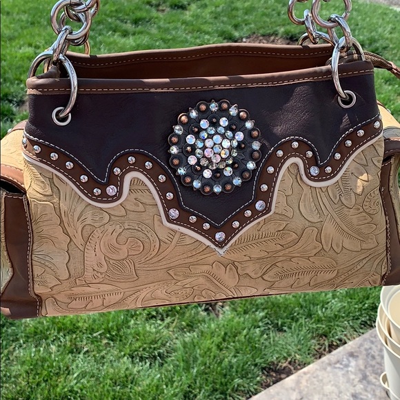 Woman’s Blazin Roxx Purse with Rhinestones - Picture 11 of 11